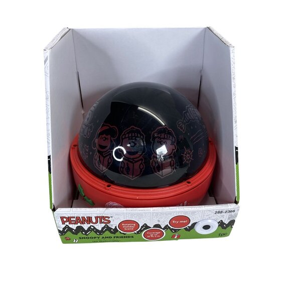 Peanuts Snoopy & Friends Rotating Color Night Light Snoopy Christmas Lamp - Picture 5 of 10